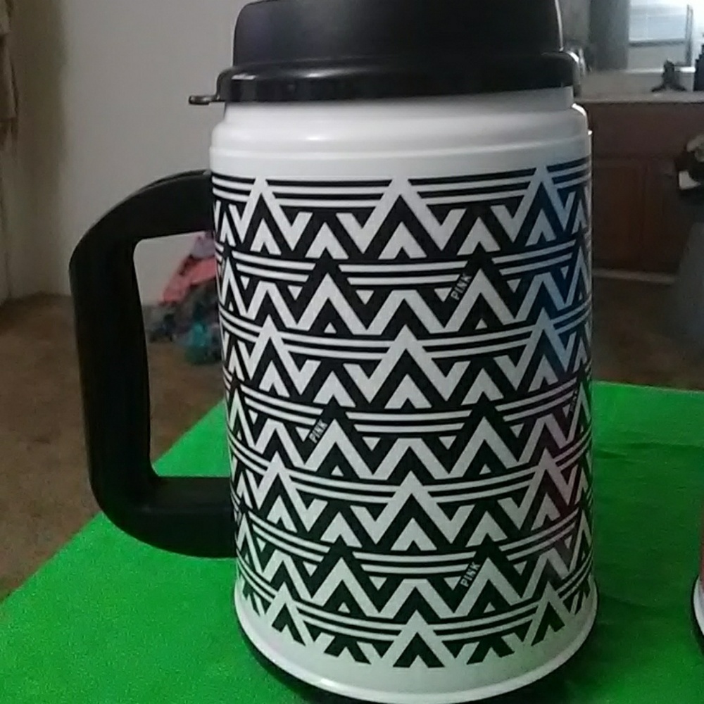 PINK MUG - Picture 2 of 2